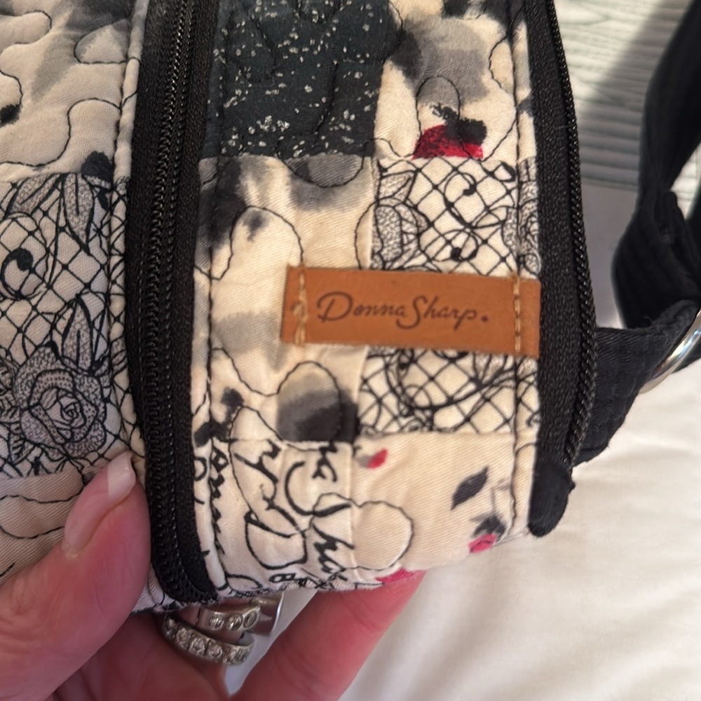 Donna Sharp. Stylish Black, White, Pink Patchwork Shoulder Bag - Picture 4 of 10